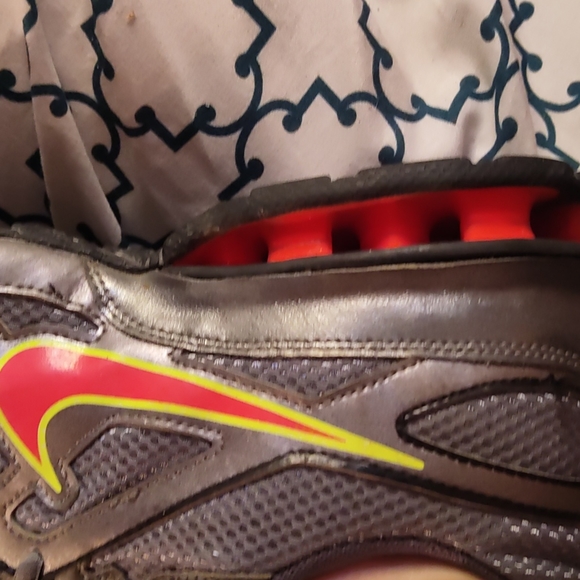 Women's Nike reax run dominate us shoes size 9 - Picture 12 of 17